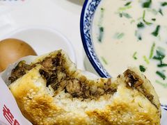 牛肉烧饼（多肉）-穆得·老周家牛肉烧饼(普利街店)