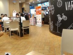 大堂-肯德基(汤逊湖店)