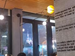 -WOLFGANG PUCK KITCHEN & BAR(迪士尼小镇店)