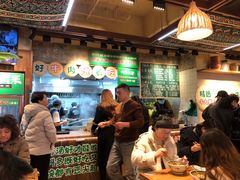 -云阿蛮云南生烫牛肉米线(奉贤路店)