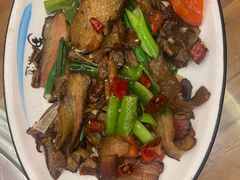 -郑件洋芋饭庄