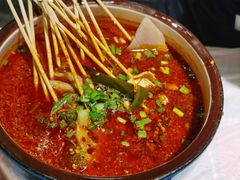 冷锅红油芝麻串串-华仔龙虾(永乐路总店)