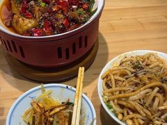 -怪噜范·老贵阳街头名小吃(汇金星力城店)