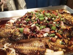 -鸣记脆皮烤鱼(岐山路店)