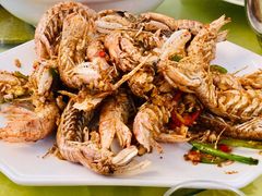 椒盐攋尿虾-波记美食店·现捞海鲜