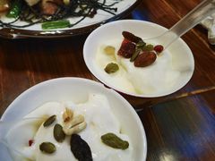 -乡土特色.冷锅鱼.牦牛肉汤锅