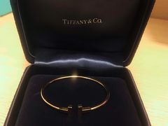 -Tiffany & Co.蒂芙尼
(杭州大厦店)