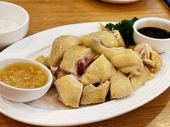 广式正宗白斩鸡-粤仔湾砂锅粥(阳光店)