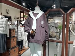 -斯普瑞斯奥特莱斯