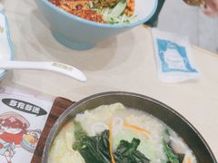 -灵芝妹子海鲜米线(凯德和平广场店)