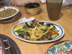 -洱火云南酸菜牛肉火锅(石景山当代商城店)