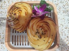 -小董哥烤串·爆汁大油边(故宫店)
