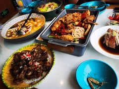 -荷塘秋月·本帮江浙菜(国权路店)