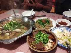 -谢老五跷脚牛肉·非遗传承店