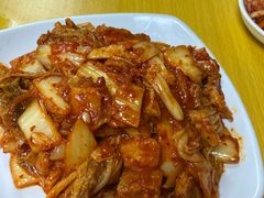 辣白菜炒五花肉-屋里家延边朝鲜族冷面(南园店)