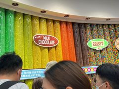 -m豆巧克力世界(上海世茂广场店)