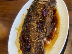 芹酥鲫鱼-怡得观滇餐厅·地道昆明菜·1996(海埂大坝店)