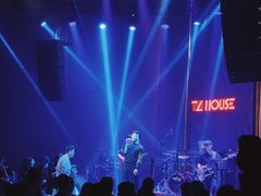 -TZ House音乐现场(来福士中心店)