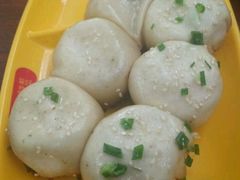 -小杨生煎(金山百联购物中心3楼店)