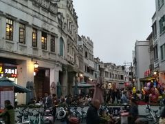 -海口骑楼小吃街