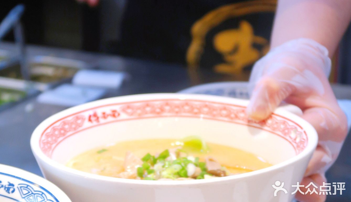 6元一碗❓终于打卡萧敬腾面馆，直呼好满足❗️