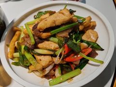 -九道菜有鸡鱼头(石鼓路店)