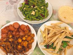 -蓝精灵饺子店