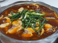 -乡土特色.冷锅鱼.牦牛肉汤锅