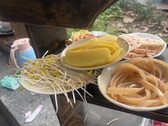 -肖肖酸萝卜鱼火锅(总店)