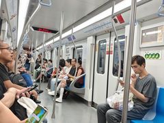 -东方体育中心(地铁站)