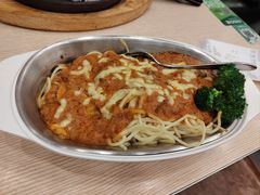 芝士肉酱焗意粉-佰搭果·广式茶餐厅(西华路店)