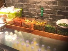 -呷佬·长沙手工米粉(金沙江路店)