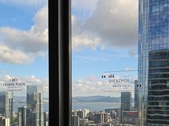 -深铁皇冠假日酒店·大堂吧