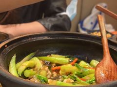 -不二啫·广府啫啫煲(江燕路万科里店)