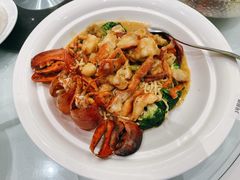 黑椒焗波士顿龙虾-万龙洲海鲜(大兴绿地缤纷城店)