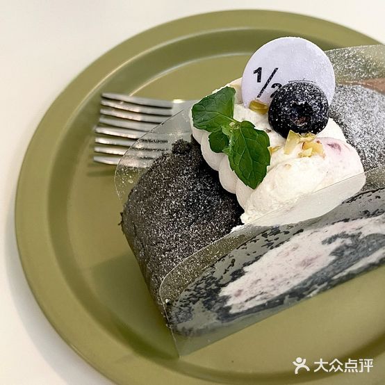 一伴·服装咖啡集合店(中骏世界城店)