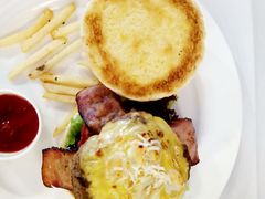 蓝纹干熟牛肉芝士汉堡-摩根扒房(桐梓林店)