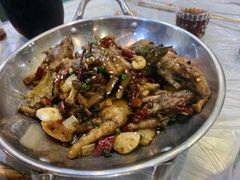 -江城燕子大排档(江汉路步行街店)