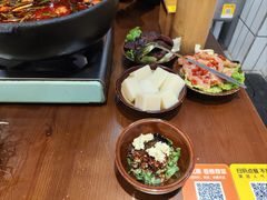 -黔有有贵州酸汤夺夺粉火锅(五味十字店)