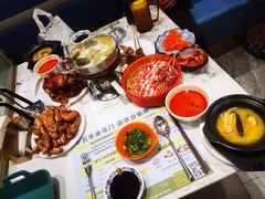 -金马门国际美食百汇(珞喻路店)