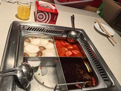 -海底捞火锅鲜切牛肉主题店(长寿路店)