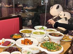 -嫩芽 ·地道重庆菜(十八梯露台夜景店)