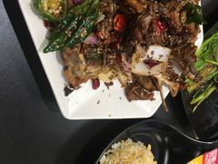 -许哥东北烧烤·铁丳烤串·宫后夹肉(繁花中心店)
