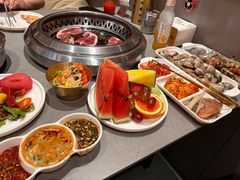 -黑金·寻焰自助百汇·烤肉·火锅(中街店)