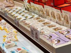 -沪上阿姨·臻选茶饮(上海环球港店)
