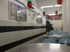 -明记烧鱼美味店