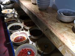 自助调料区-云鱿记鱿鱼鸡·野生菌火锅(人民南路店)