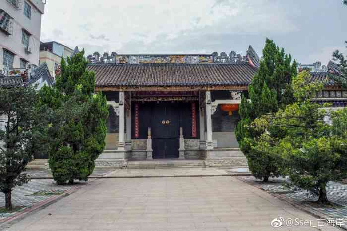 黎氏宗祠-"外部已经变成停车场,今天过来是签名,村子.