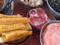 -赵美丽·重庆社区火锅·直营店(火车东站·中豪国际店)