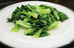 Stir-Fried Seasonal Vegetables with Garlic